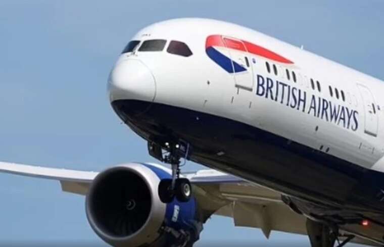 У Британії авіакомпанії скасовують сотні рейсів через проблеми з запчастинами