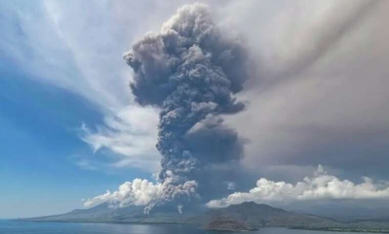 На Балі скасовують міжнародні авіарейси через виверження вулкану