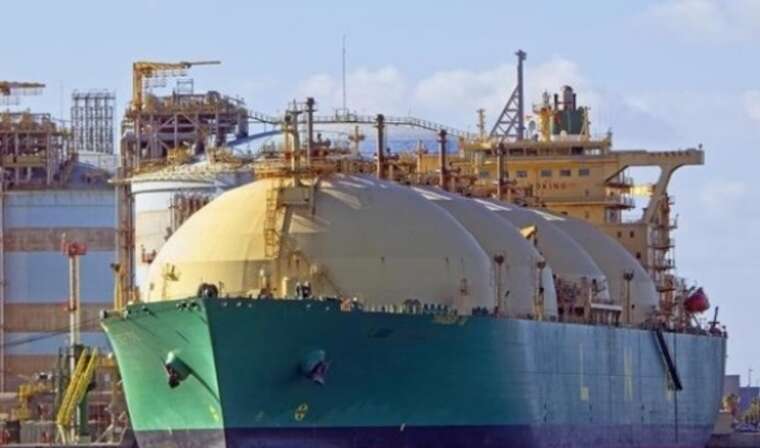 FT: Німеччина заборонила своїм портам приймати танкери з газом з Росії