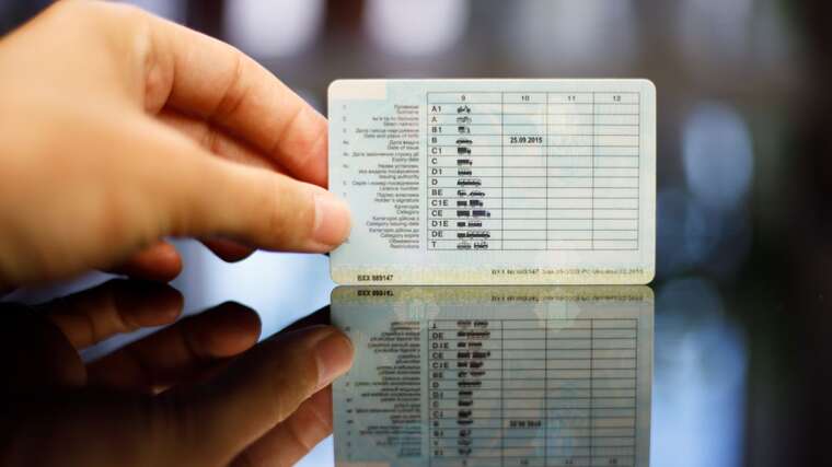 Українців почали масово позбавляти прав через неявку водіїв за повісткою в ТЦК, — ЗМІ