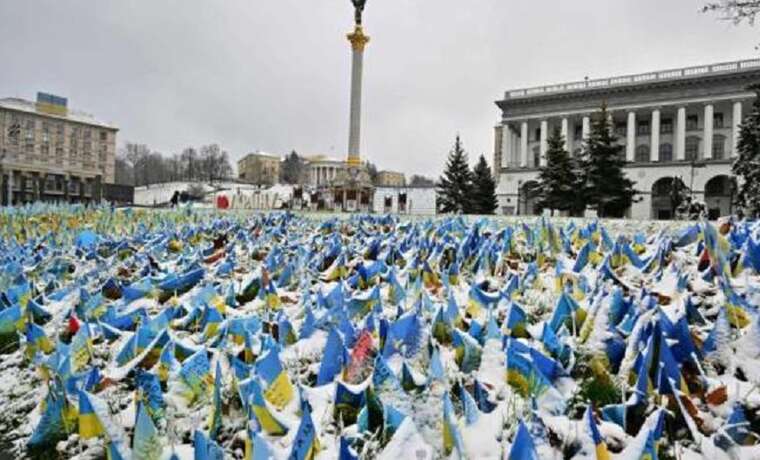 В социальных сетях публикуют видео с первым снегом в Киеве