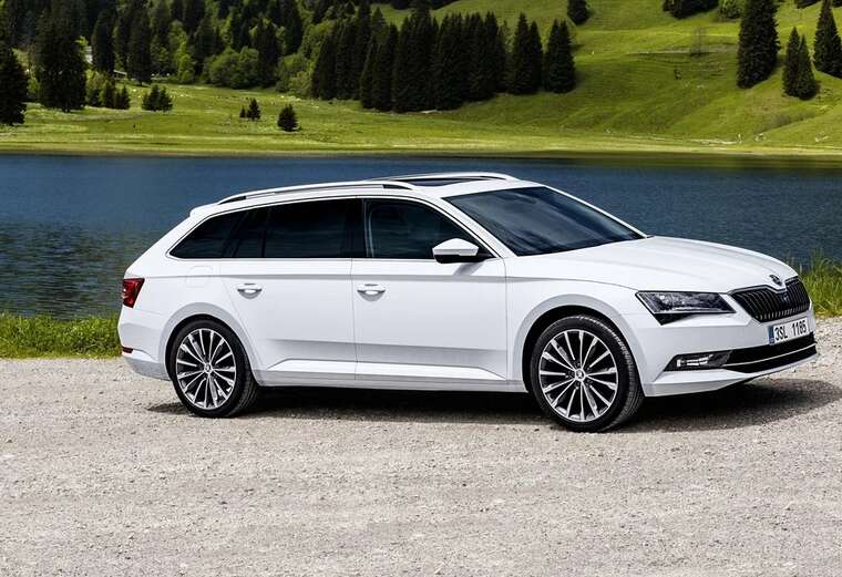   3     Skoda Superb    