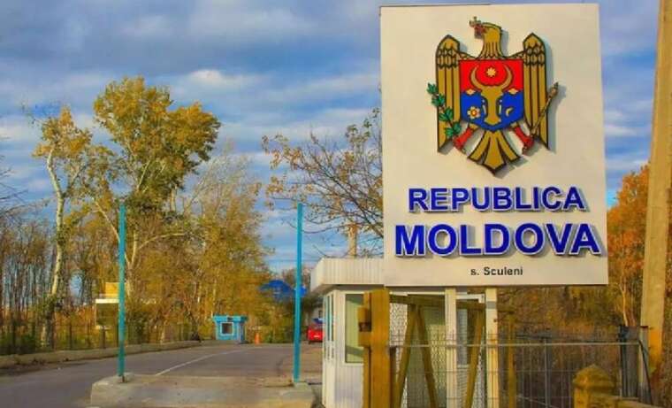 У мережі публікують кадри прольоту російських ракет над територією Молдови