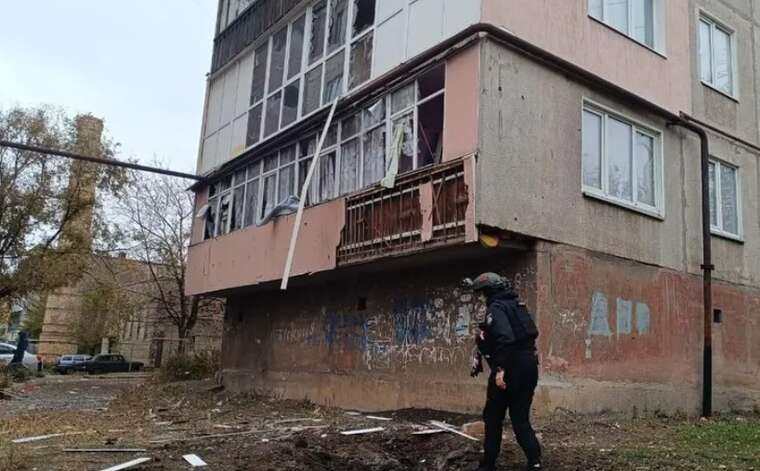 Окупанти завдали удару по житловій забудові Костянтинівки: двоє мирних жителів загинули, є поранені