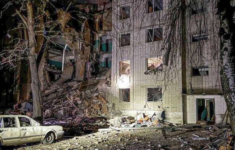 In Hlukhiv, Sumy region, a "Shahed" hit a multi-apartment building
