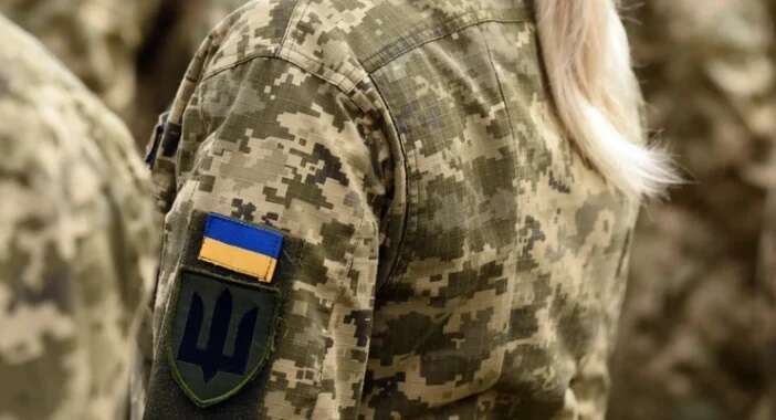 В Минобороны тестируют новую зимнюю одежду для украинских защитниц