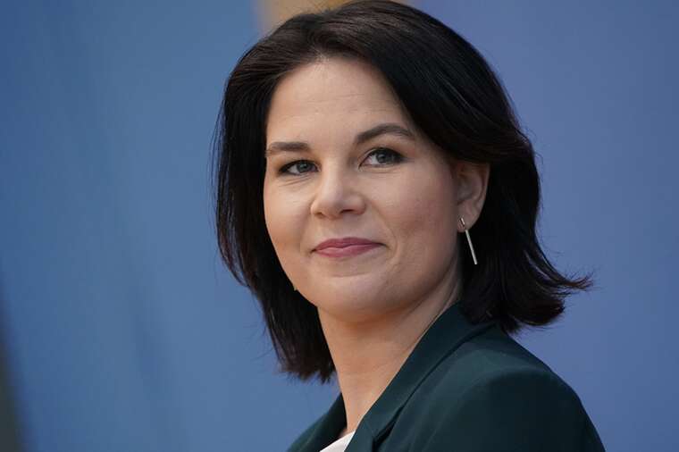 Бербок повідомила про розлучення з чоловіком