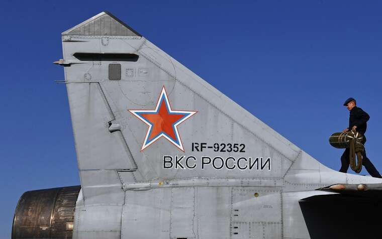 Російська авіація перетворилася на летючу артилерію, - британська розвідка