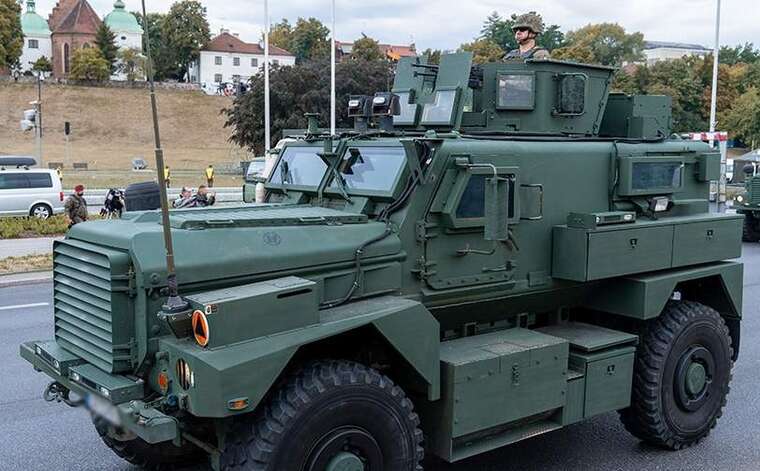 Bild: Німеччина поставила Україні тільки 6,5% обіцяних бронемашин MRAP