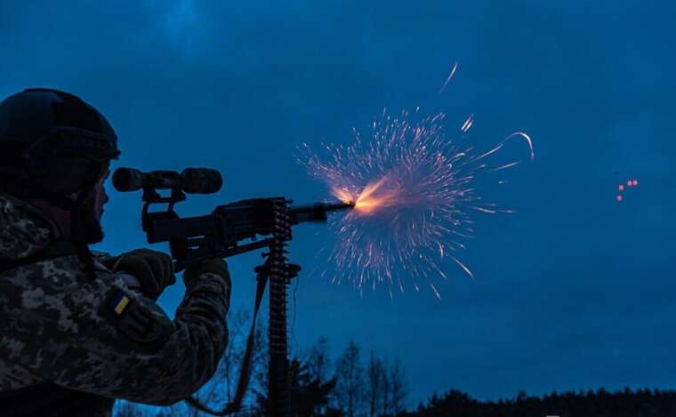 Сили ППО збивають над Києвом ворожі "шахеди"