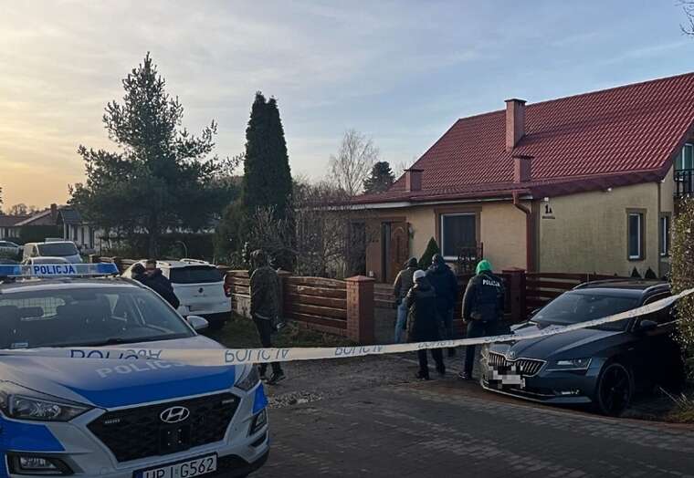 У польському Намислуві чоловік убив трьох людей і взяв у заручники ще трьох