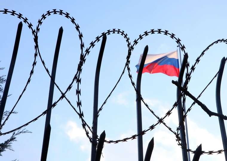 Санкції проти Росії: в ЄС запровадять санкції проти більш ніж 45 російських танкерів