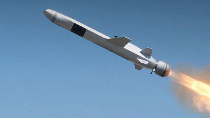 Report on a group of cruise missiles in Chernihiv region