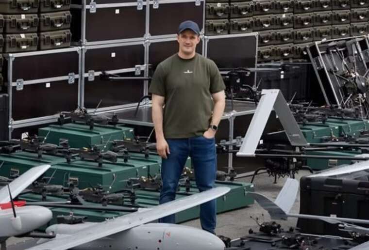 У очільника Мінцифри Федорова забрали "Армію дронів": в чому причина