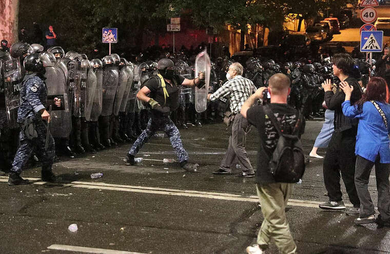 У Грузії силовики побили протестувальників