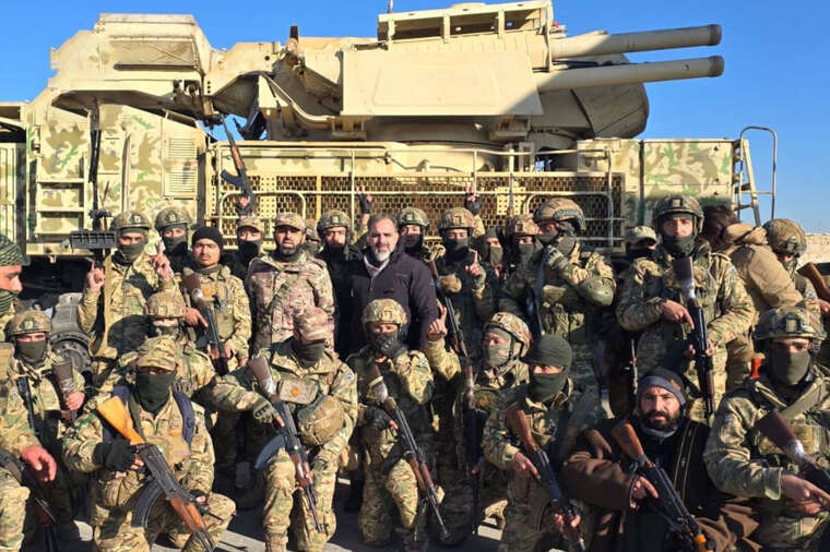 Сирійська армія зупинила наступ ісламістів на Дамаск, але втратила важливу авіабазу