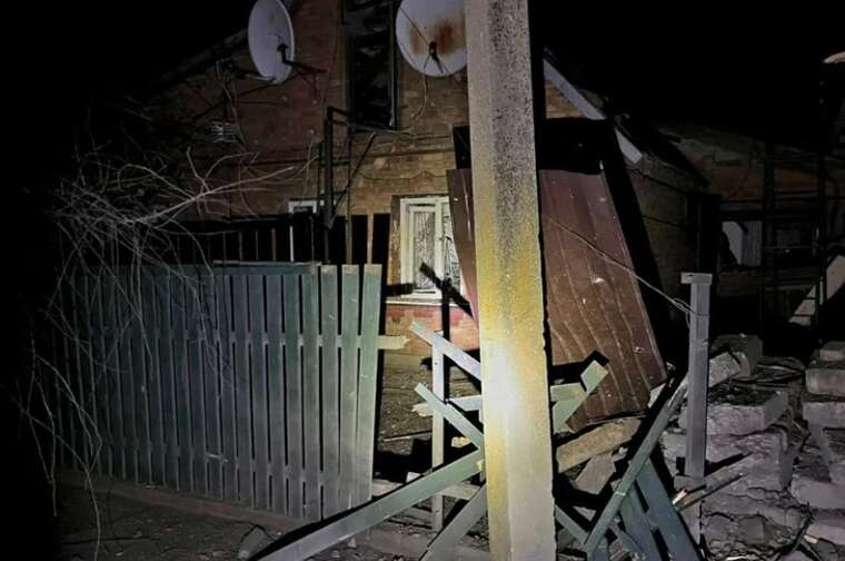 The occupiers shelled Nikopol: a school, a sanatorium, and residential buildings were damaged