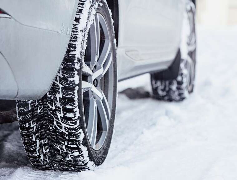В Україні хочуть штрафувати за літню гуму під час зимового періоду
