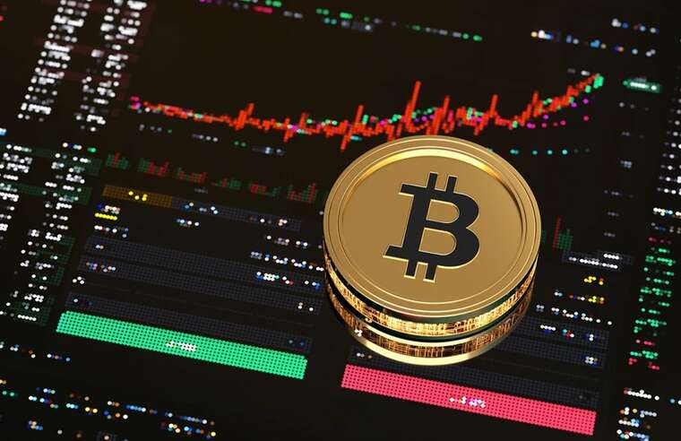 Трамп привітав власників біткойна з досягненням $100 000