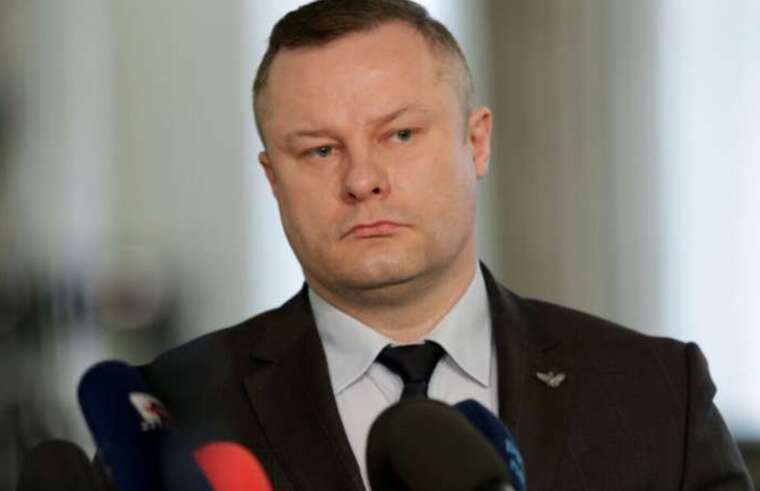 Рафал Меклер выразил недовольство: украинцы отказываются давать заказы перевозчикам, ранее блокировавшим границу