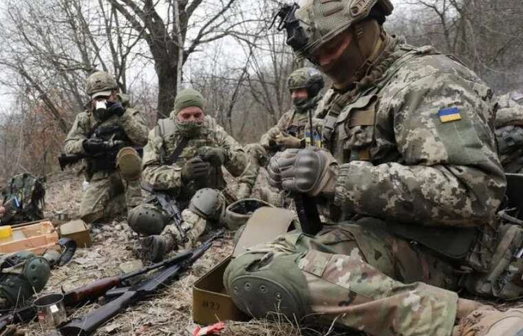 На Запорожском направлении российские войска пытаются атаковать украинские позиции, – Константин Денисов