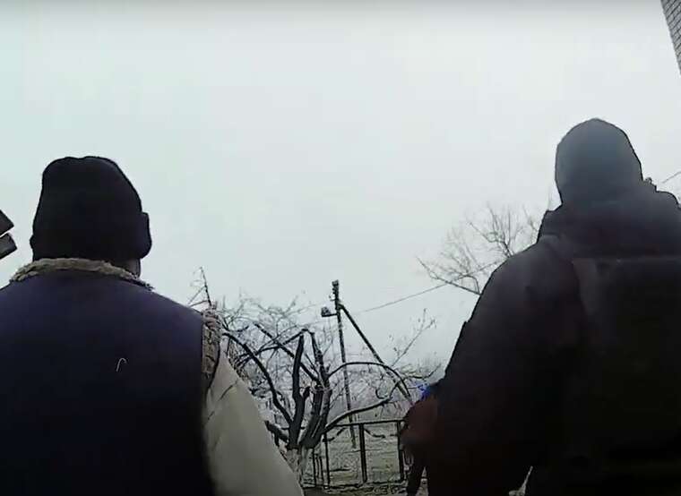 In the Kherson region, police evacuated a couple and an injured person from under Russian shelling