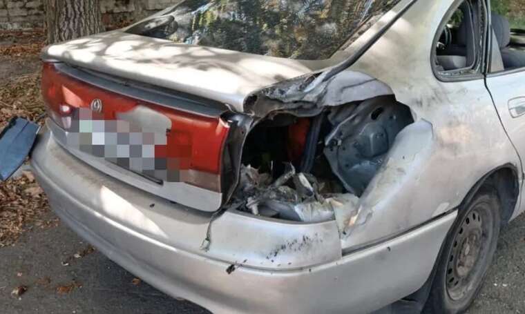 Окупанти атакували з дрона автівку у Херсоні