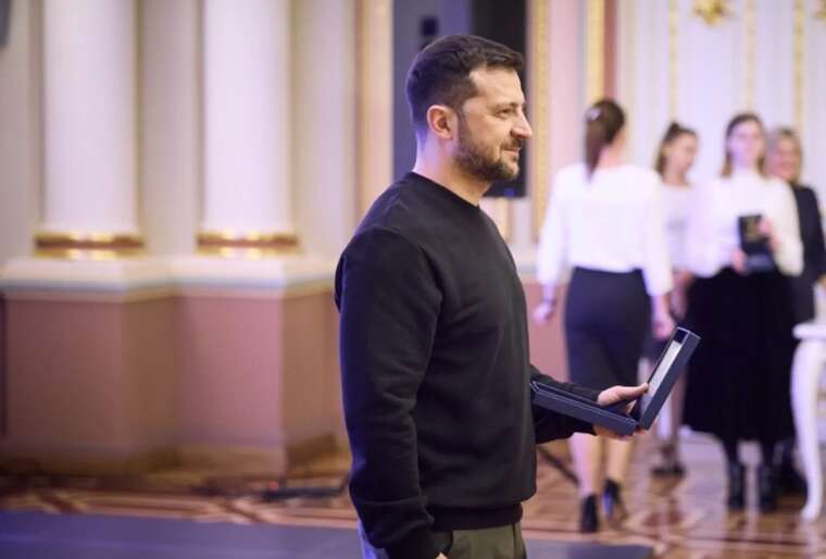 Идут успешные испытания новой ракеты "Рута", - Зеленский