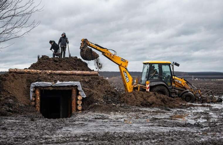 FT: В Україні розслідують імовірні розкрадання на фортифікаціях на 20 мільярдів