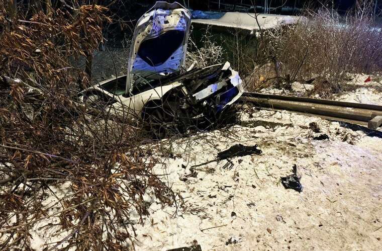 У Рівному авто збило пішохода і вилетіло в кювет