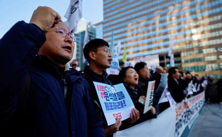 Reuters: У Південній Кореї опозиція наполягає на повторному голосуванні щодо імпічменту