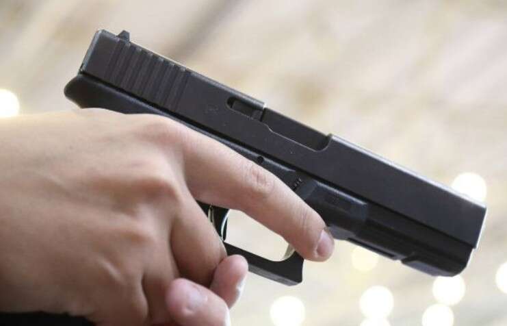 У Рівненській області юнак відкрив вогонь з автомата по людях, четверо поранених