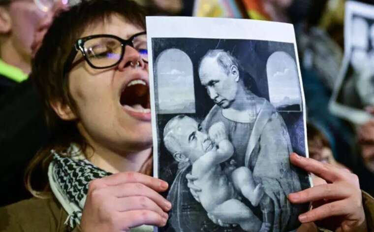 Як завдяки Тік-Току росіяни у Румунії майже навʼязали свого кандидата у президенти