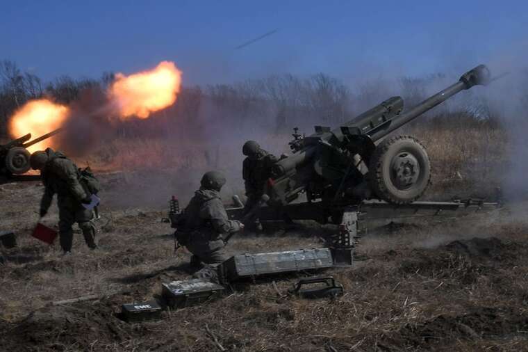 During the day, the occupiers shelled Nikopol region with heavy artillery and drones