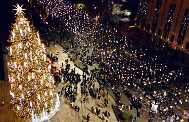 У столиці Грузії тривають протести проти правлячої партії