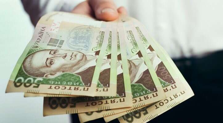 Ukrainian women are donating alimony to the Armed Forces of Ukraine to frame their ex-husbands who are Russian