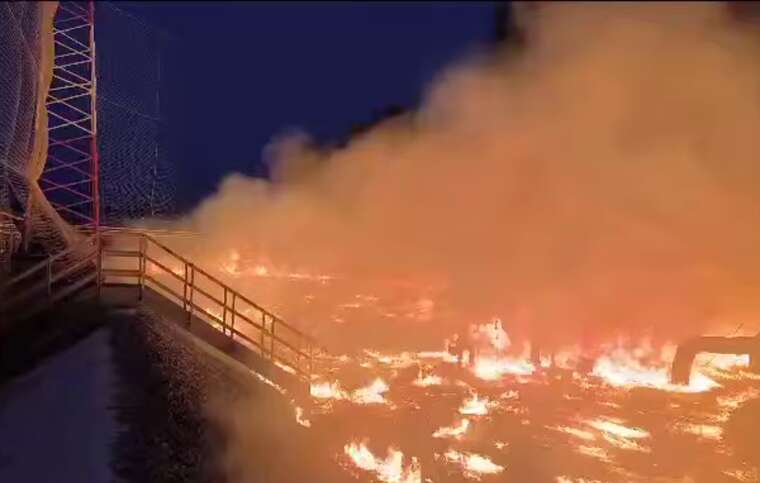 ЗМІ оприлюднили супутникові знімки після атаки ЗСУ на нафтобазу в Орлі