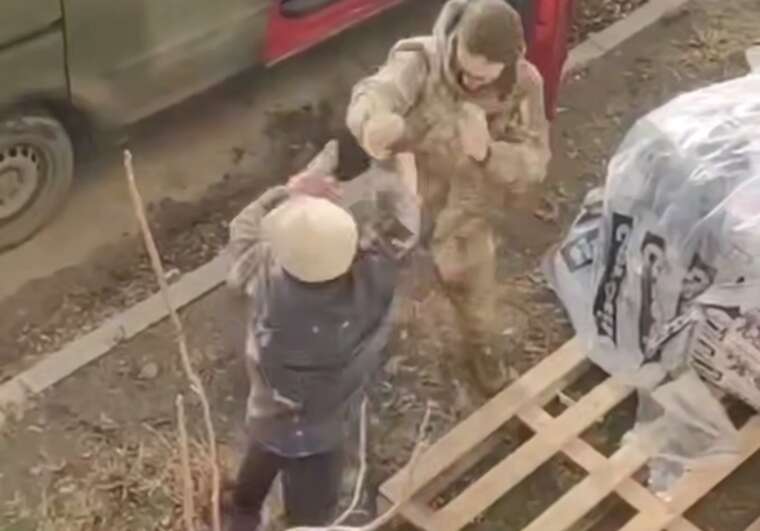 В Днепре строитель подрался с работником ТЦК