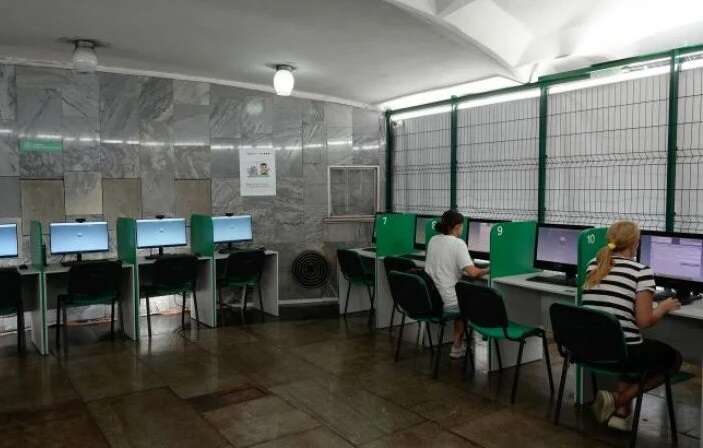 Сервісні центри МВС призупинили частину послуг після хакерської атаки