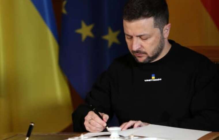 Президент Зеленський призначив нових послів у кількох країнах