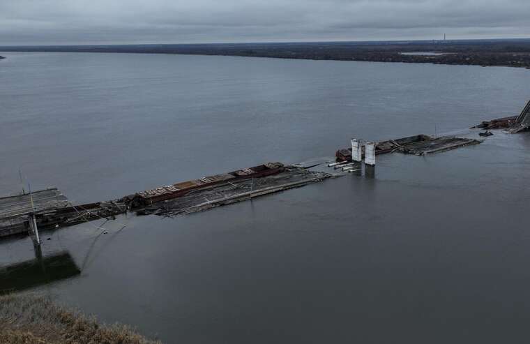 Russian troops have entrenched themselves at the cottages near Kherson, - social media