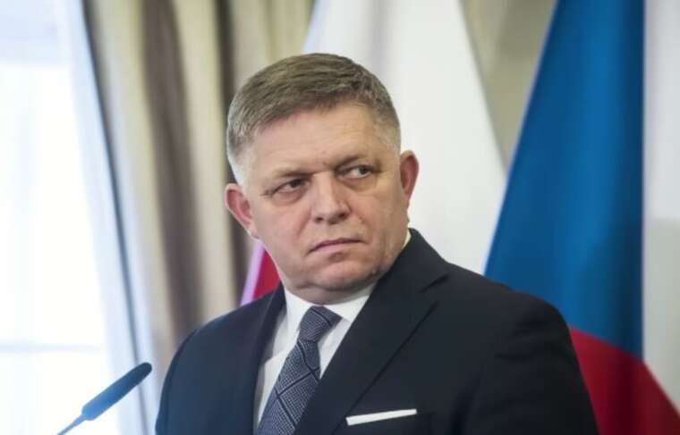 Вучич анонсировал визит Фицо к Путину