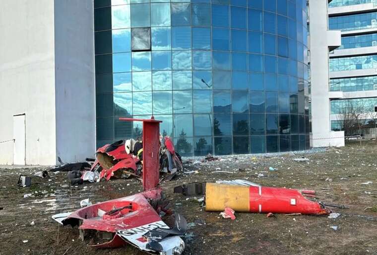 Вертоліт швидкої допомоги врізався в будівлю лікарні в Туреччині: загинули чотири людини