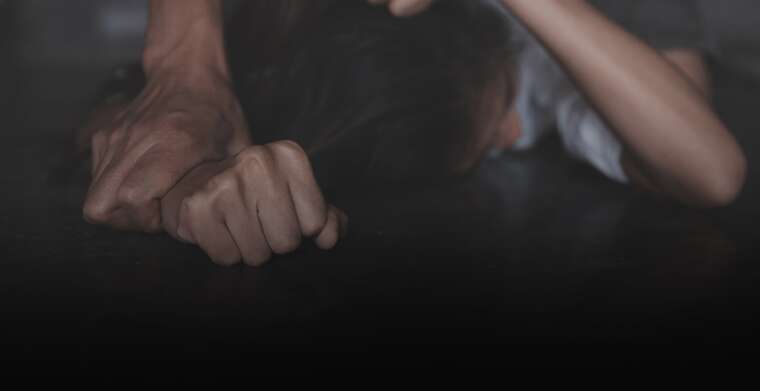 На Хмельниччині чоловік зґвалтував неповнолітню дівчину одразу після звільнення з в’язниці