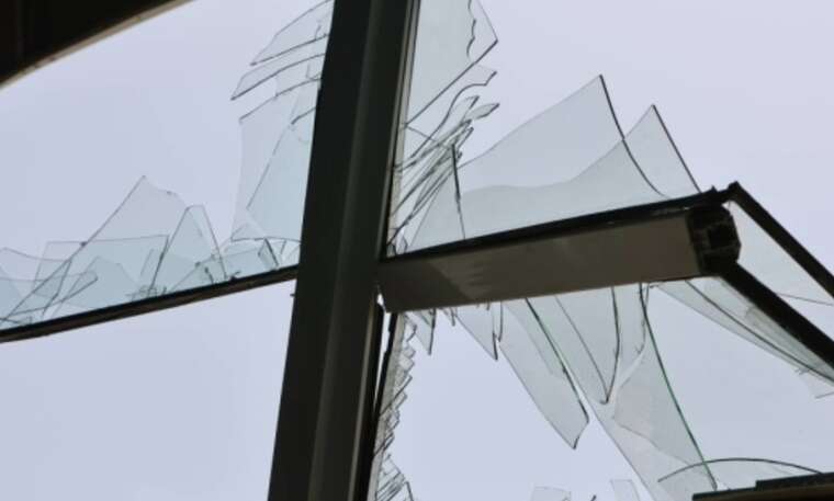 На Київщині уламками збитих дронів пошкоджено 5 приватних будинків