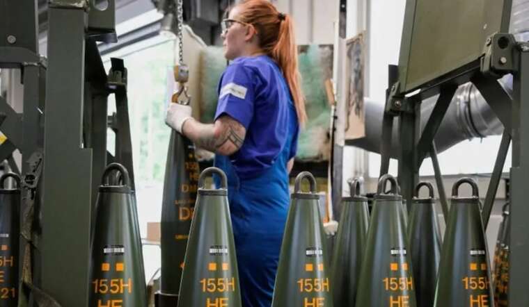 Євросоюз у 2025 році розширить виготовлення артилерійських снарядів