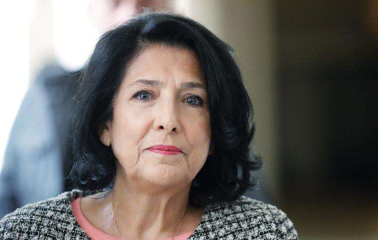 Зурабишвили предупредила о возможном «свержении режима» в Грузии без новых выборов