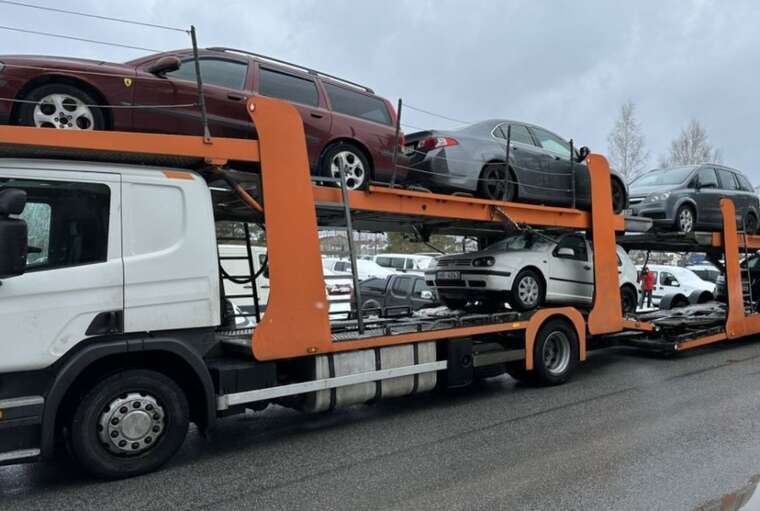 За рік Латвія передала Україні 612 конфіскованих автомобілів