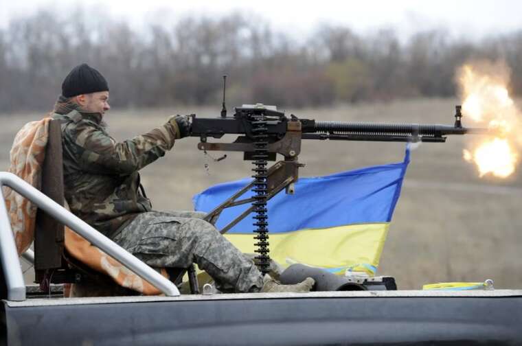 Повітряні Сили показали кадри збиття ворожої крилатої ракети бійцями ПК «Південь» з кулемета