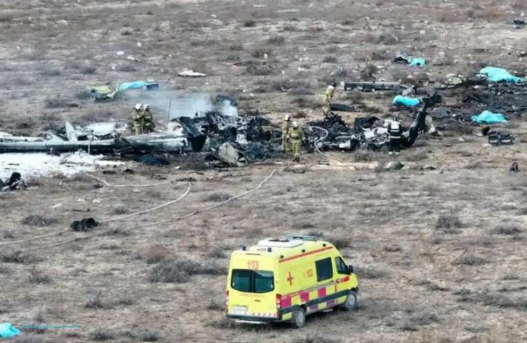 Казахстан, імовірно, передасть МАК розслідування катастрофи літака Embraer 190 — ЗМІ